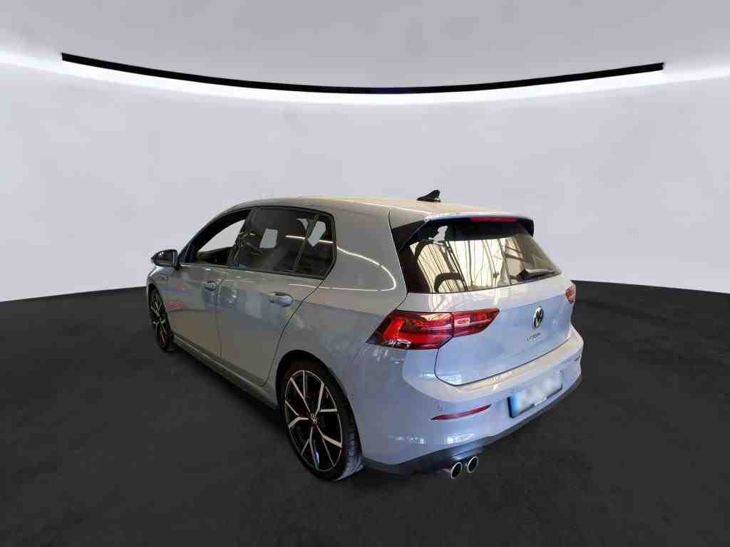 Volkswagen Golf VIII GTD 2.0TDI DSG Navi Matrix HuD Panoram