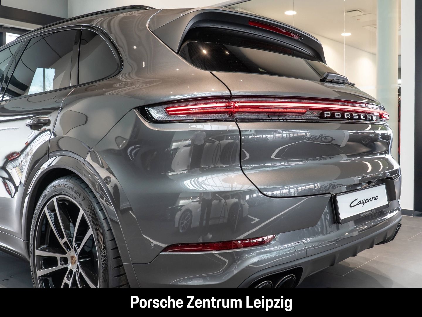 Porsche Cayenne SportDesign 22Zoll Massage AHK HD-Matrix