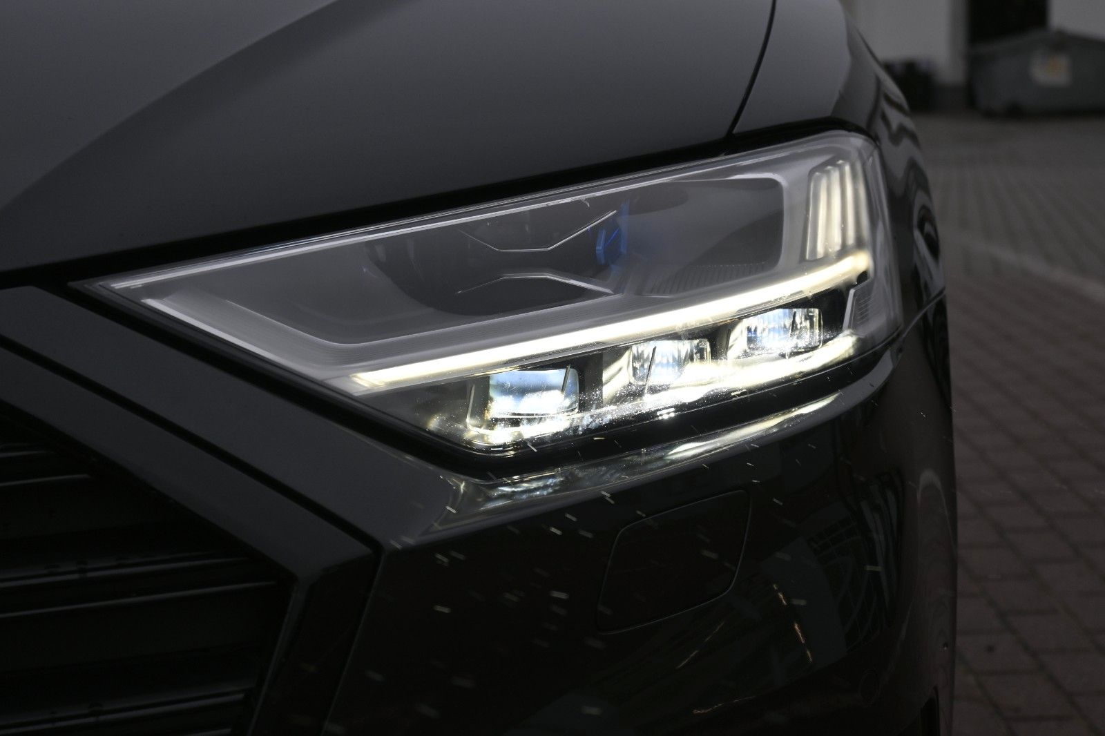 Audi A8 50 TDI Quattro - Samsaru's Car Outlet