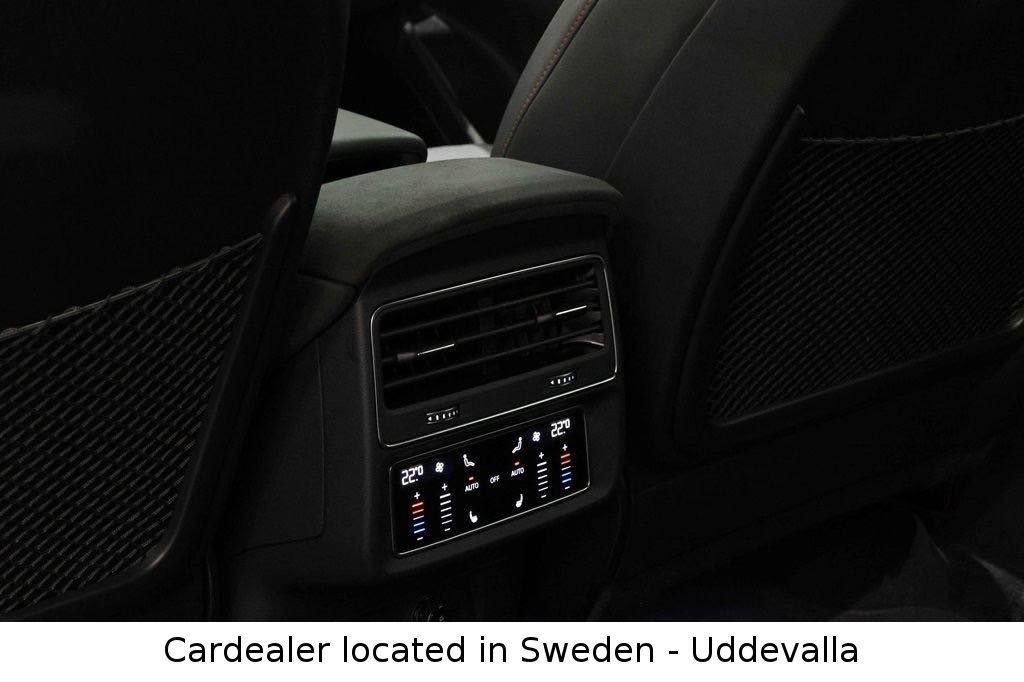 Audi RSQ8 Performance Q 640hp 23" Pano Massage *VAT*