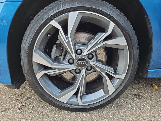 Audi A3 Sportback 40 TFSI e advanced S-tr. Navi LED