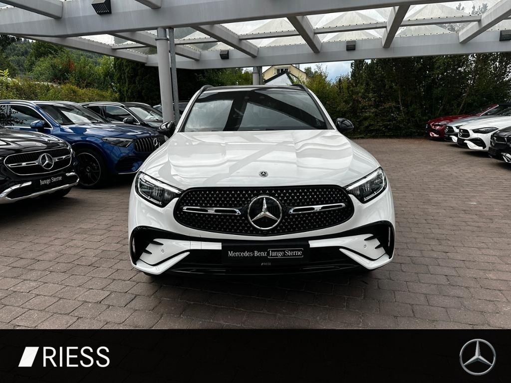 Mercedes-Benz GLC 220 d 4M AMG Sport Night Distr Pano AHK Ambi