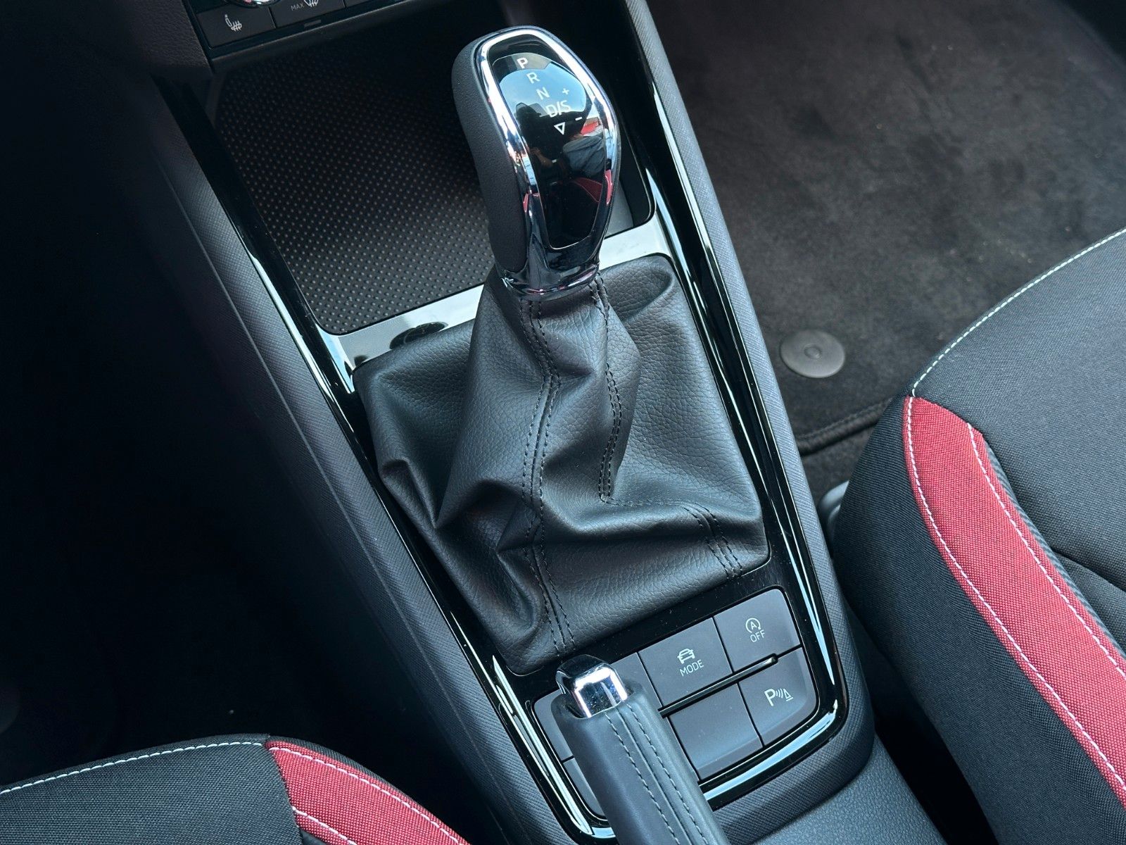 Skoda Kamiq 1.5TSi DSG Monte Carlo - Samsaru's Car Outlet