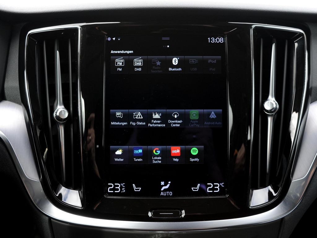 Volvo V60 T8 AWD Recharge R-Design *AHK * 360°-Kam.*