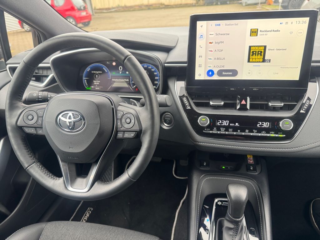 Toyota Corolla 2.0 Hybrid Touring Sports Teamplayer (ZE
