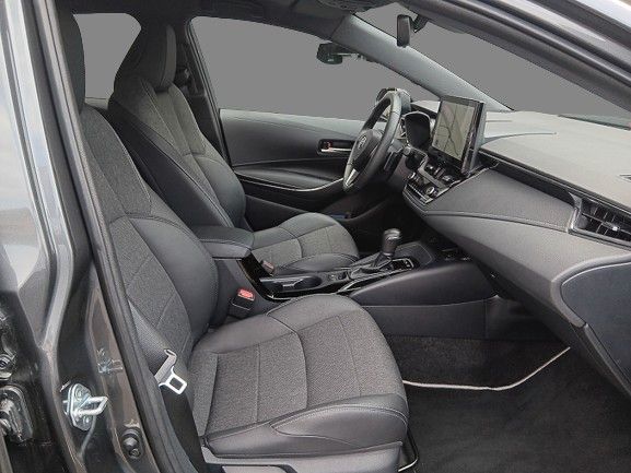 Toyota Corolla 5-türer 2,0 Hybrid CVT Team D / TechnikP