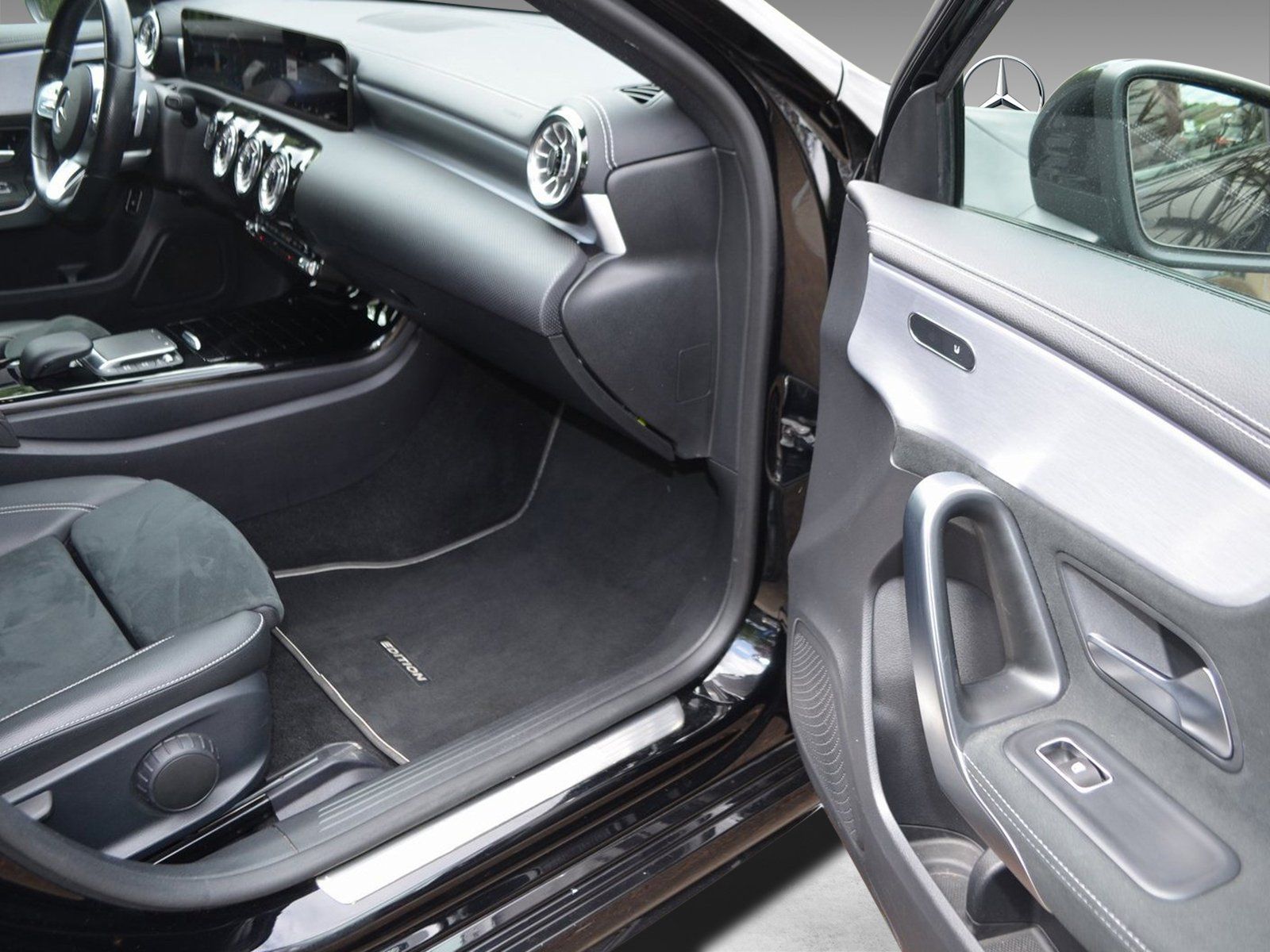 Mercedes-Benz e HYBR EDITION 2020 AMG - Samsaru's Car Outlet