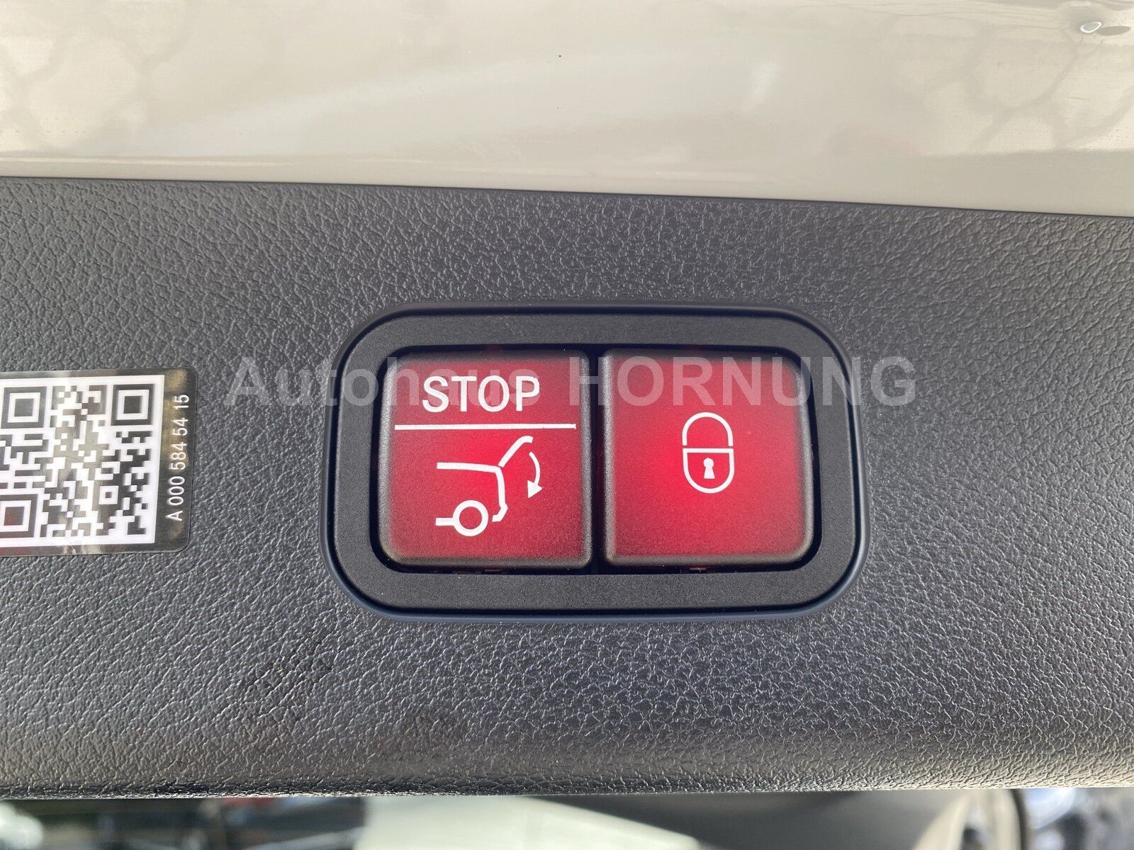 Mercedes-Benz E 450d 4M AMG AIR DIGI HUD AHK NIGHT 360° PANOSD