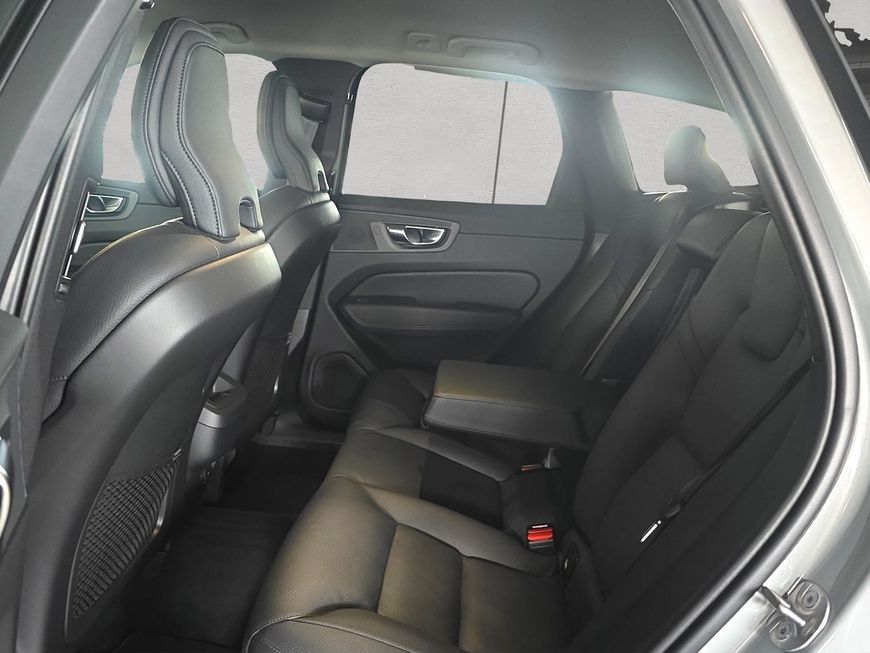 Volvo XC60 B5 B AWD Core