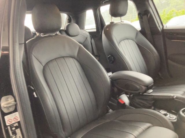 MINI Cooper PremiumPak - Samsaru's Car Outlet