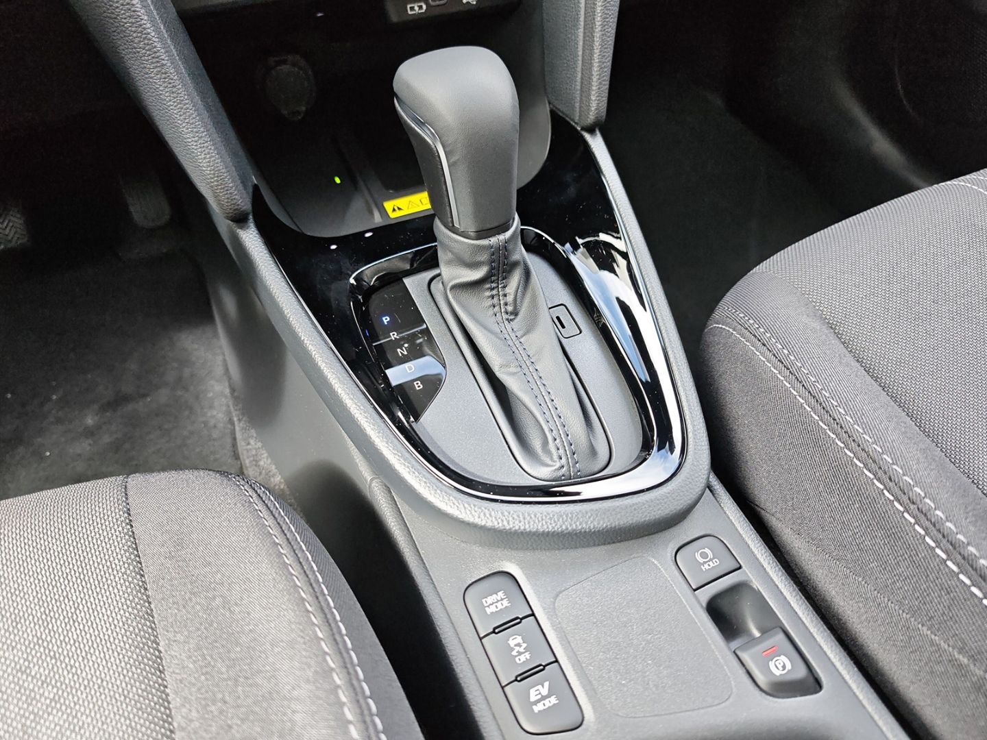 Toyota Yaris Cross 1.5 Hybrid Teamplayer 4x2 +Technik-P