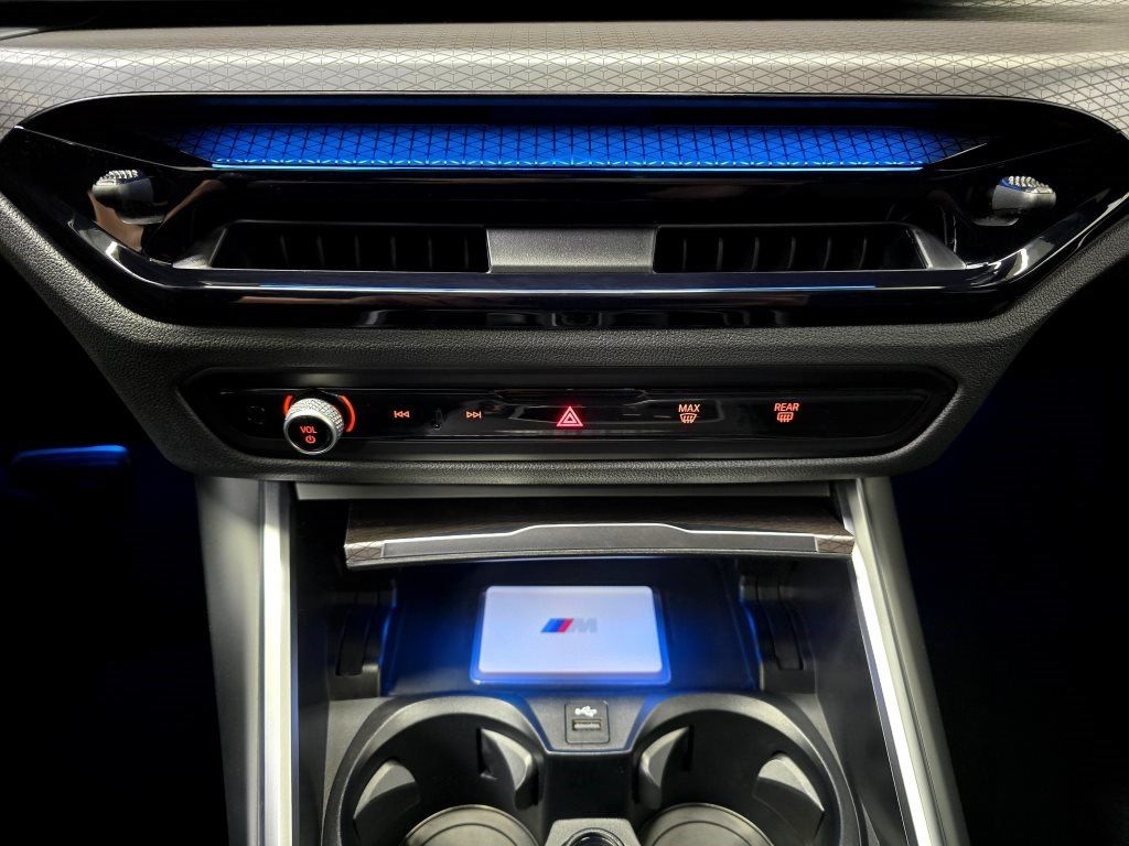 BMW 320i LCI II M Sport *19 Zoll*HuD*360*Ad.FW*