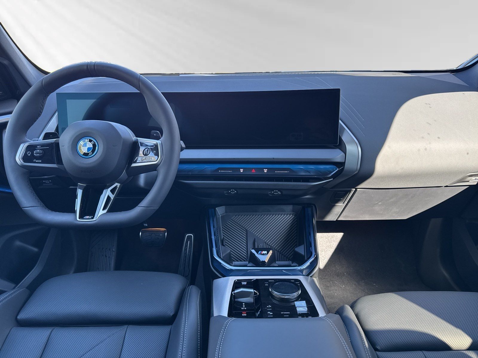 BMW X3 30e xDrive M Sport Pro|AHK|Pano|DA&PA-Prof.