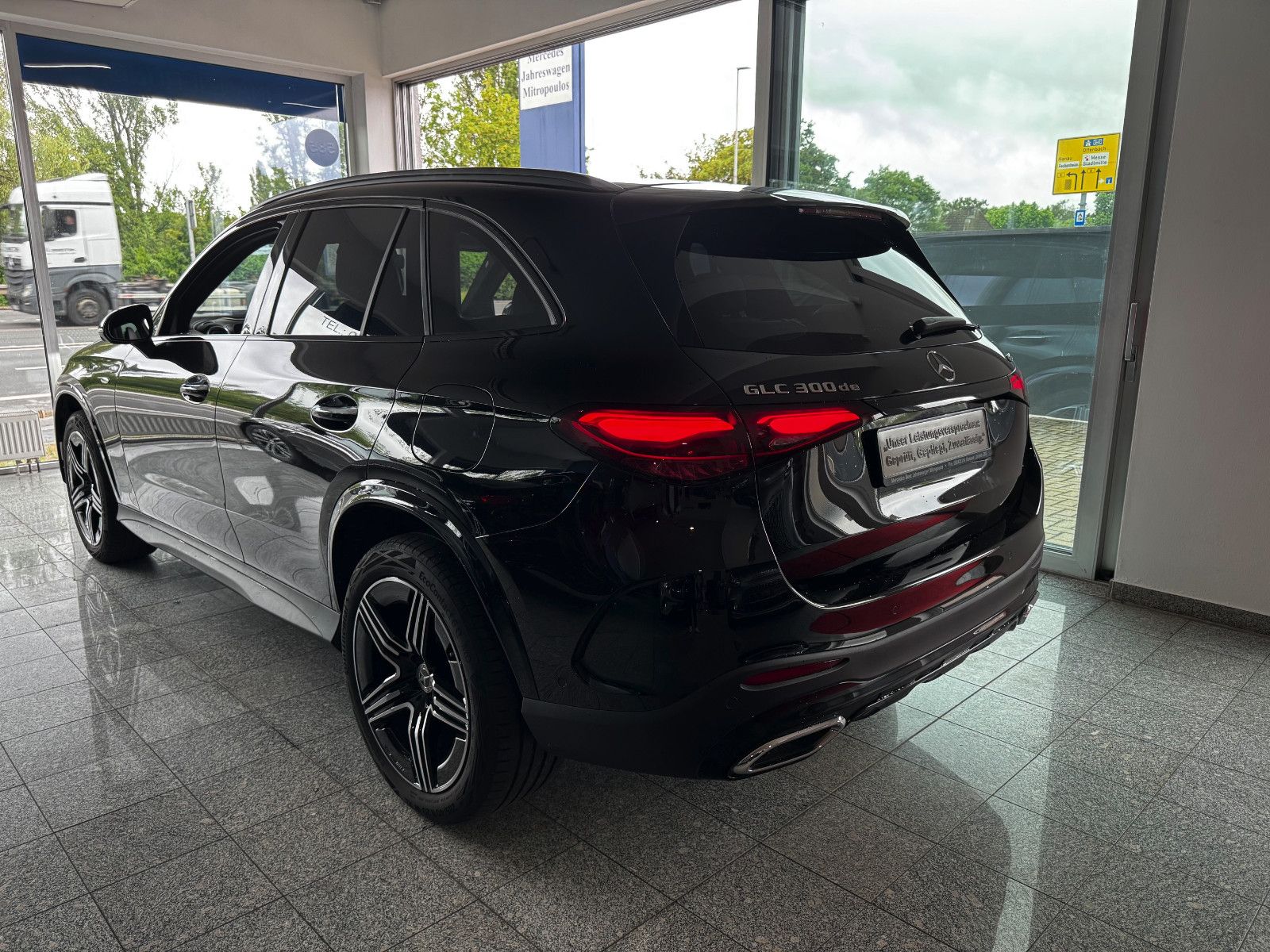 Mercedes-Benz GLC 300 de 4M*AMG P. PLUS*Night*HU*