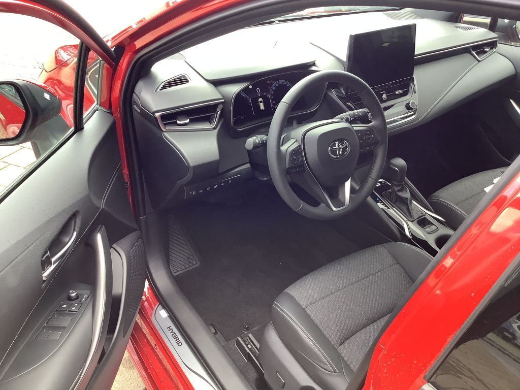 Toyota Corolla 2.0 Hybrid - Samsaru's Car Outlet