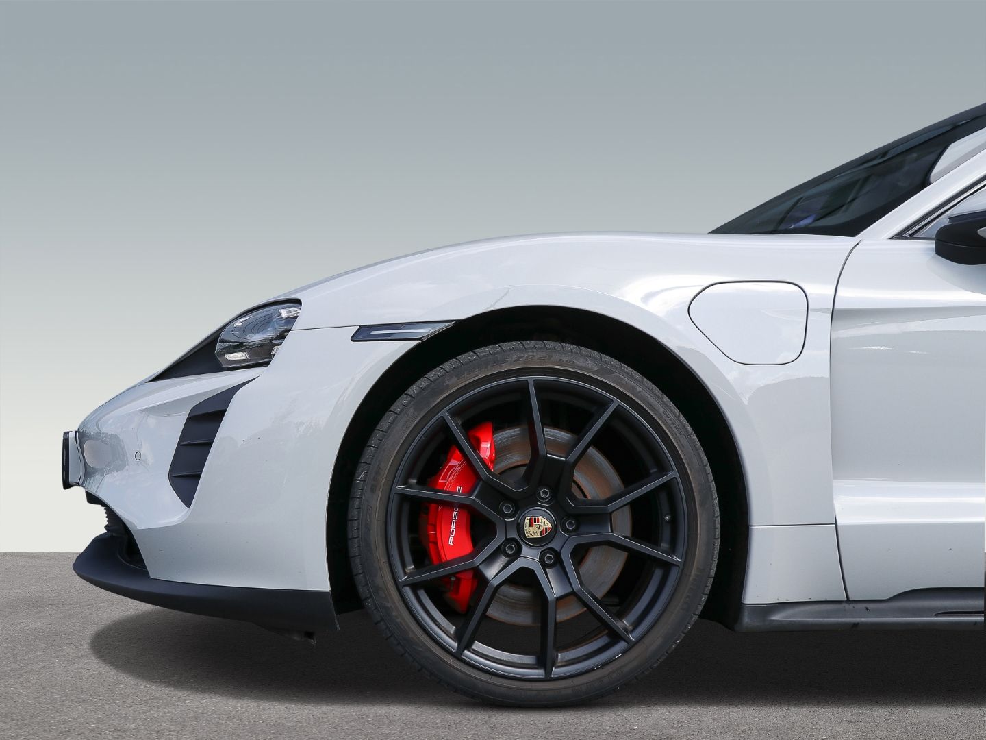 Porsche Taycan GTS Surround-View InnoDrive Sitzbelüftung