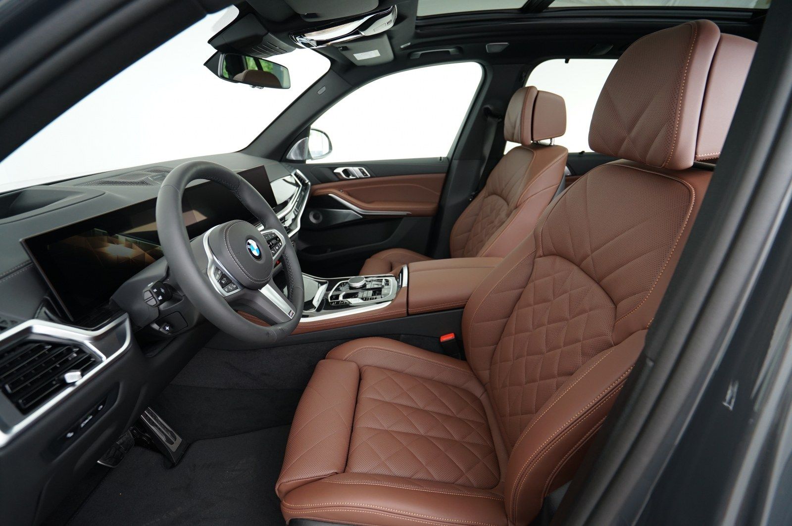 BMW X5 xDrive30d (M-Sport Navi LED AHK Pano HUD ACC)