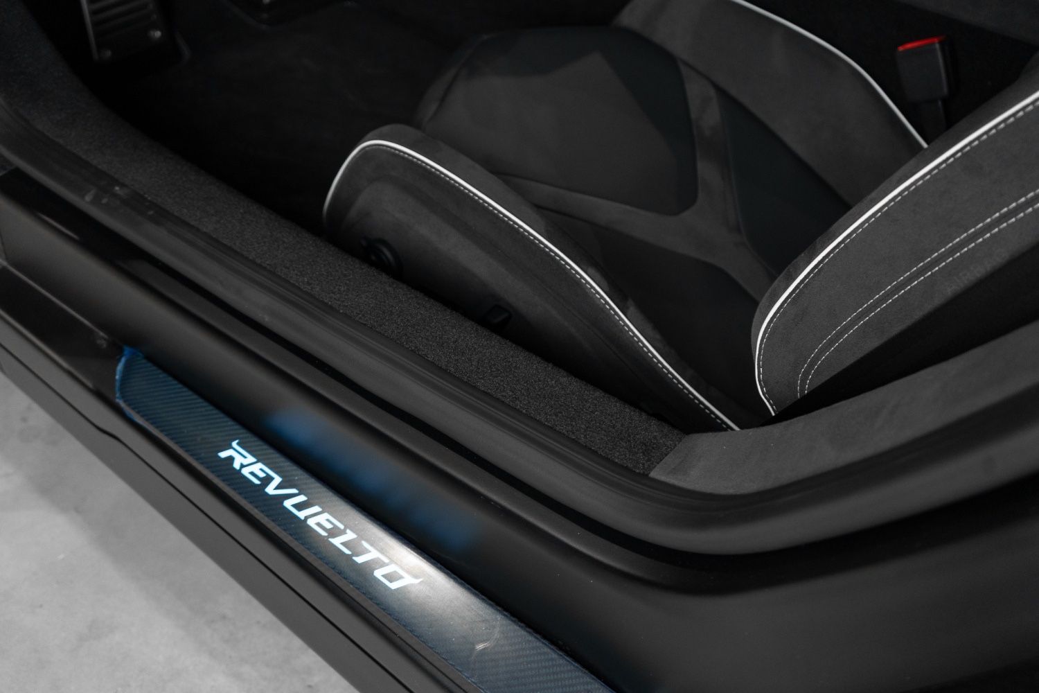 Lamborghini Revuelto°CARBON°CERAMIC°HIGH ASSIST°GARANTIE°