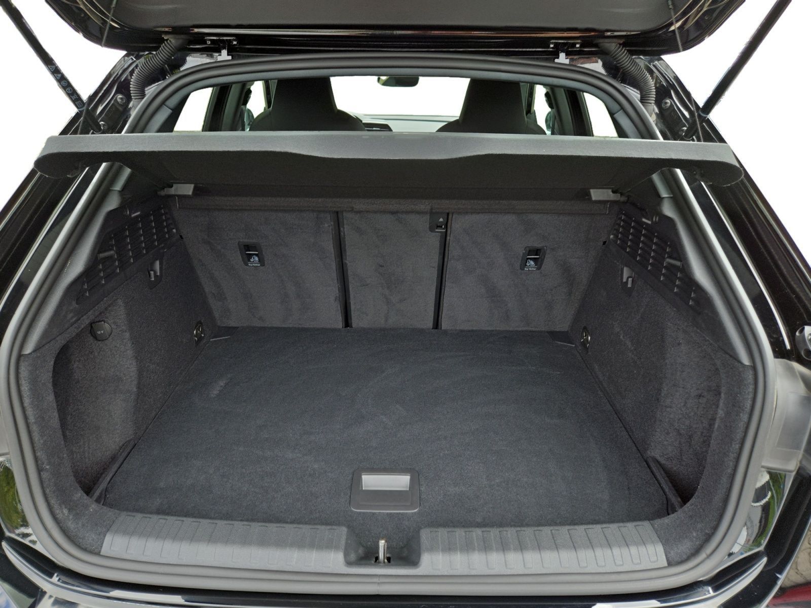 Audi A3 Sportback 30 TDI S tr., KAM/SHZ/NAVI/VIRTUAL/