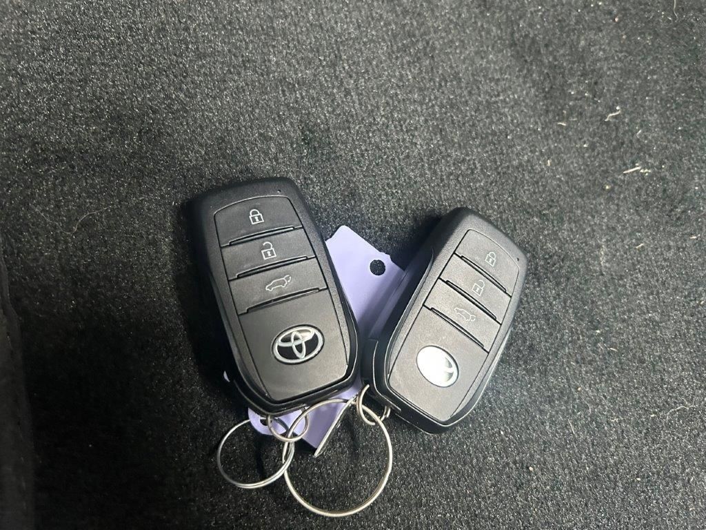 Toyota Corolla 2,0l GR Sport Hybrid TS ACC LED SHZ RFK