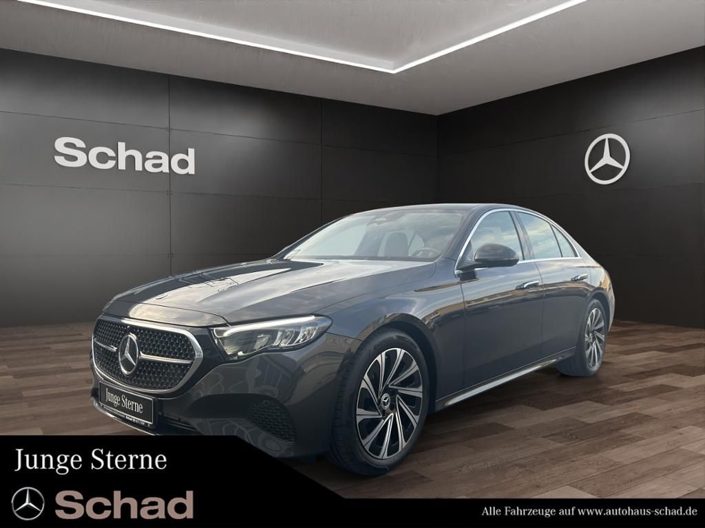 Mercedes-Benz E 200 - Samsaru's Car Outlet