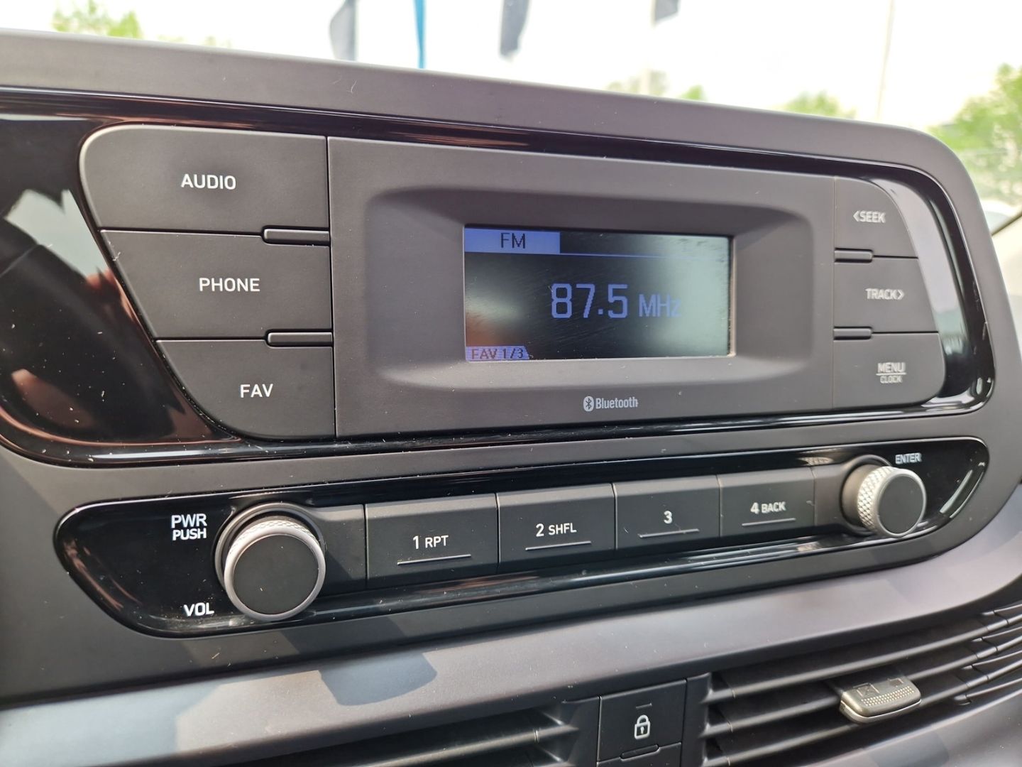 Hyundai BAYON Select Mild-Hybrid 2WD - Samsaru's Car Outlet