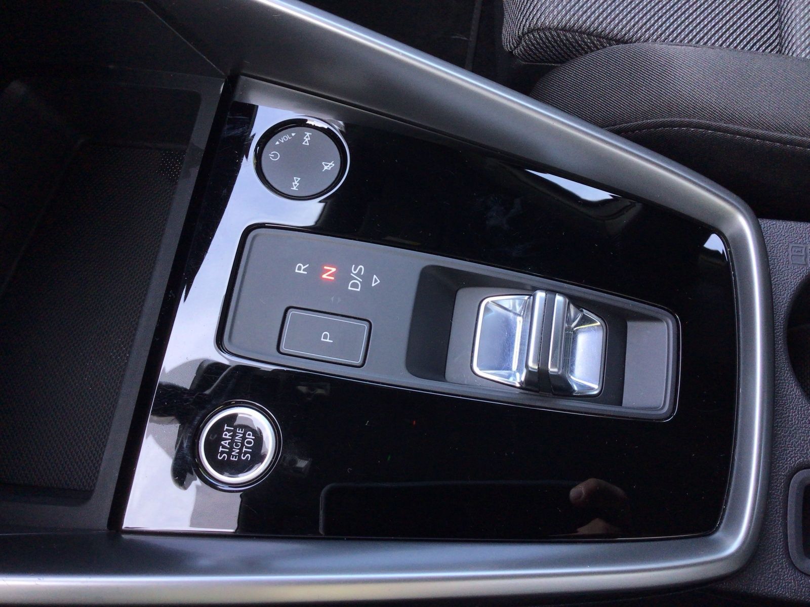 Audi A3 Sportback 40 TFSIe LM17 SPORTSITZE INTERFACE