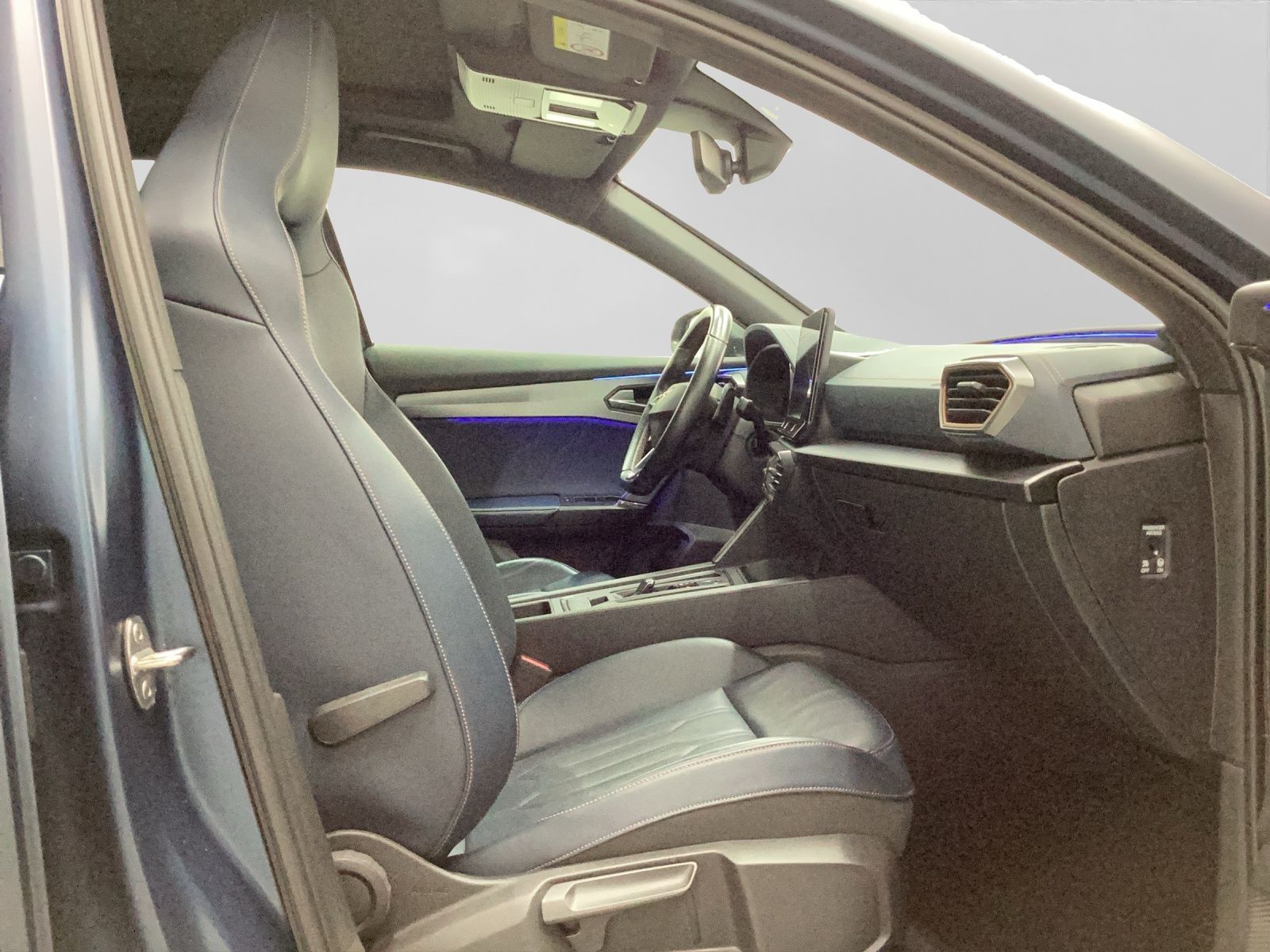 Cupra Formentor 4D VZ MATT PANO AHK LEDER