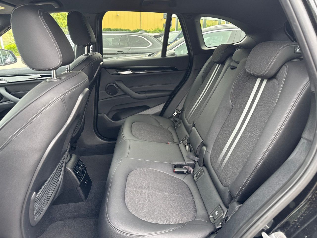 BMW X1 xDr25e M SPORT - Samsaru's Car Outlet