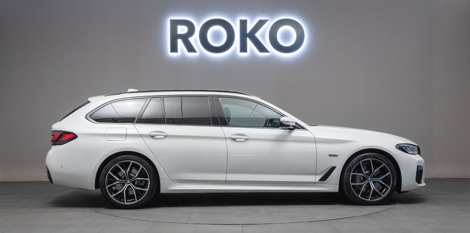 BMW 530e xD M-Sport 360°LenkHz.HuD Sitzlüft.PANO