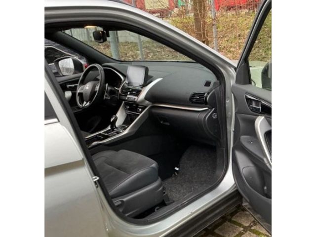 Mitsubishi Eclipse Cross Plus Select Black Hybrid 4WD 2.4 M