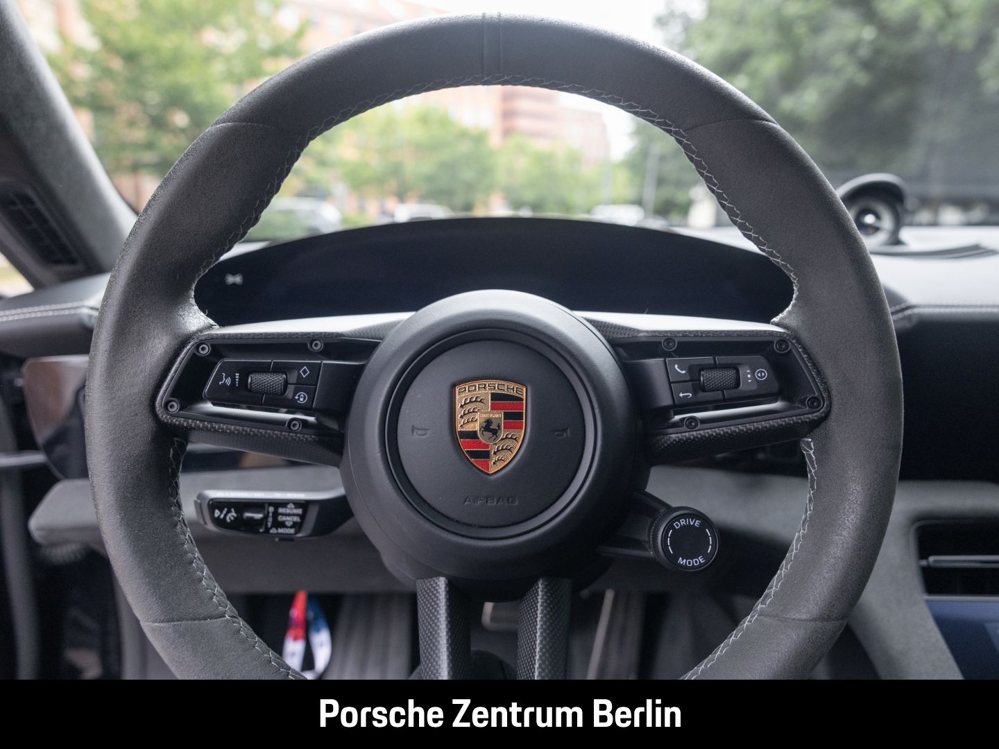 Porsche Taycan GTS BOSE Rückfahrkamera Panoramadach LED