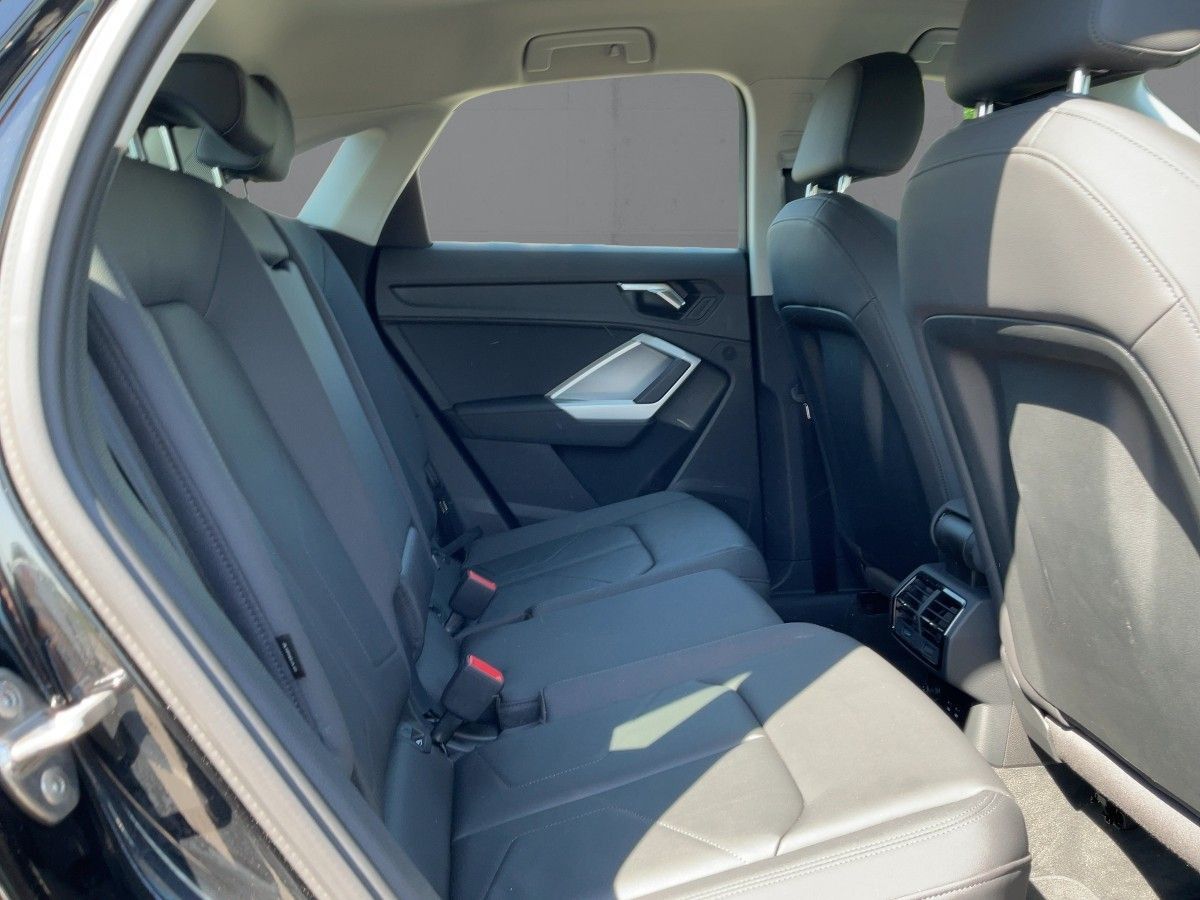 Audi Q3 Sportback 45 TFSI QU S-TR - Samsaru's Car Outlet