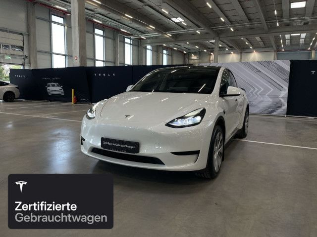 Tesla Model Y Rear-Wheel Drive