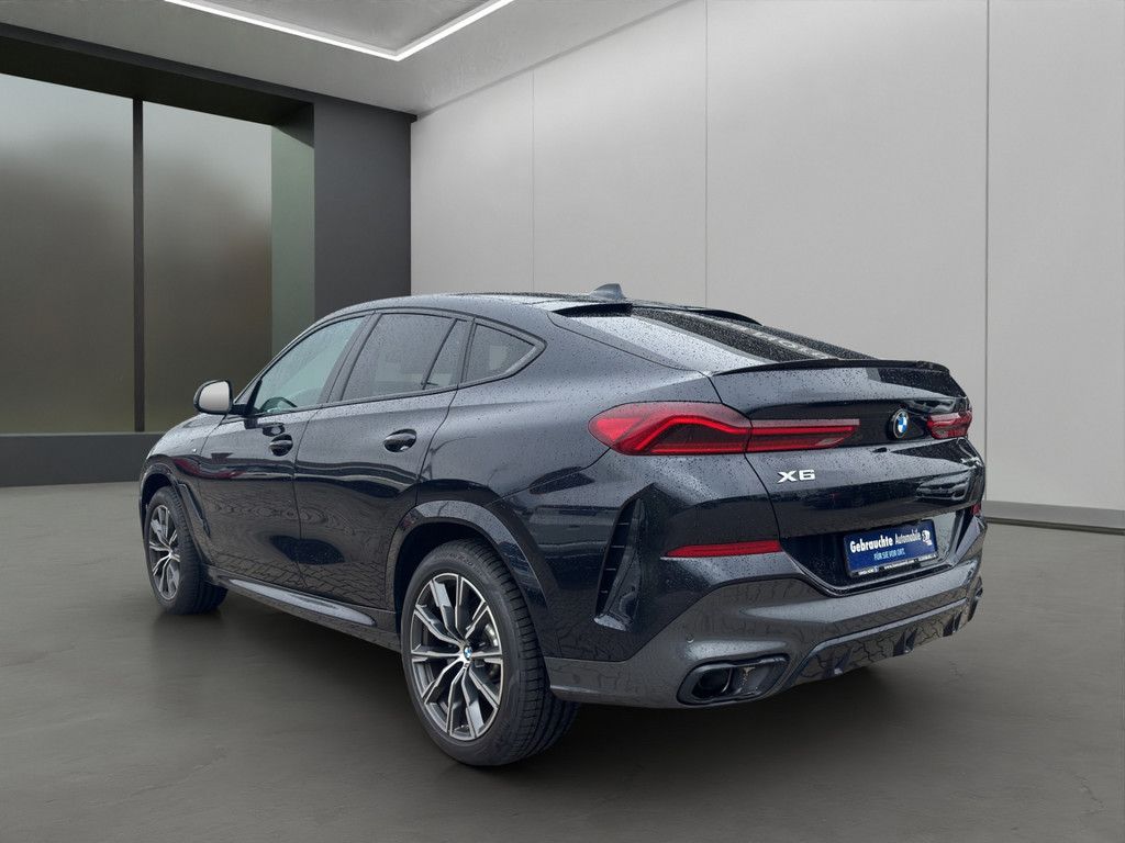 BMW X6 xDrive40d M-SPORT LASER HUD PANO B&W 20" AHK