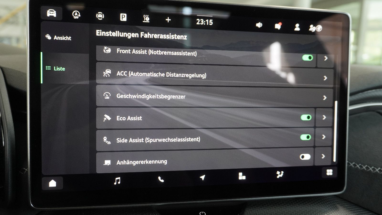 Skoda Kodiaq 2.0 TDI 4x4 Sportline*AHK*HEAD-UP*PANO*7S