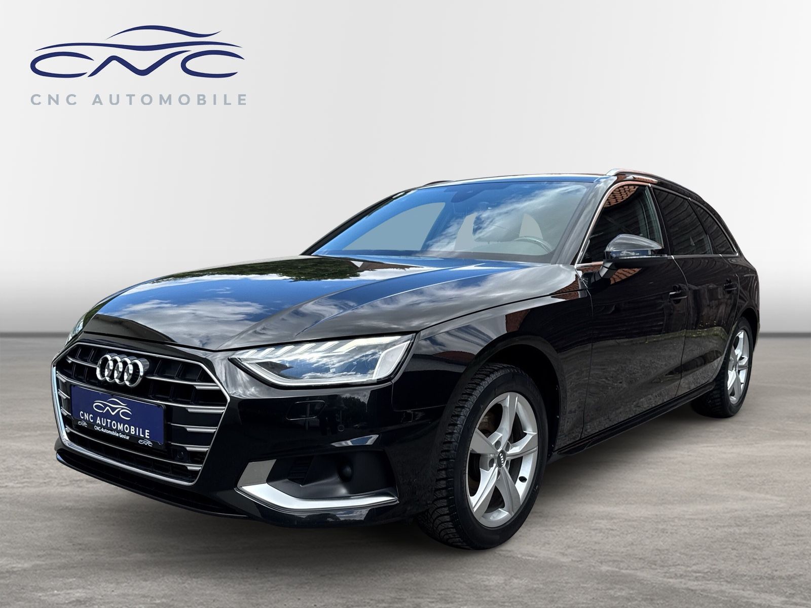 Audi A4 Avant 35 TFSI advanced - Samsaru's Car Outlet
