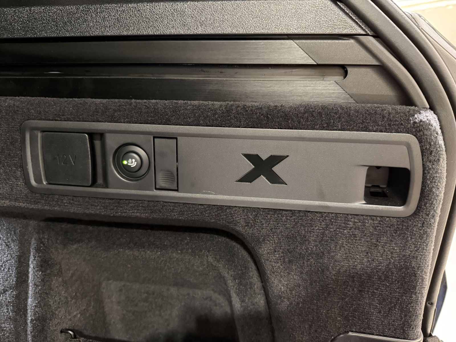 BMW X5 M60i xDrive Standhzg AHK ACC 360° HUD HK Pano