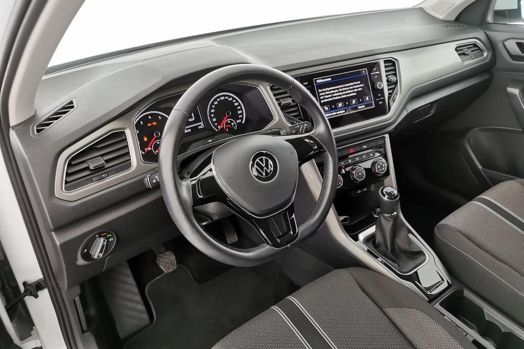 Volkswagen T-Roc Comfortline 1.5 TSI - Samsaru's Car Outlet