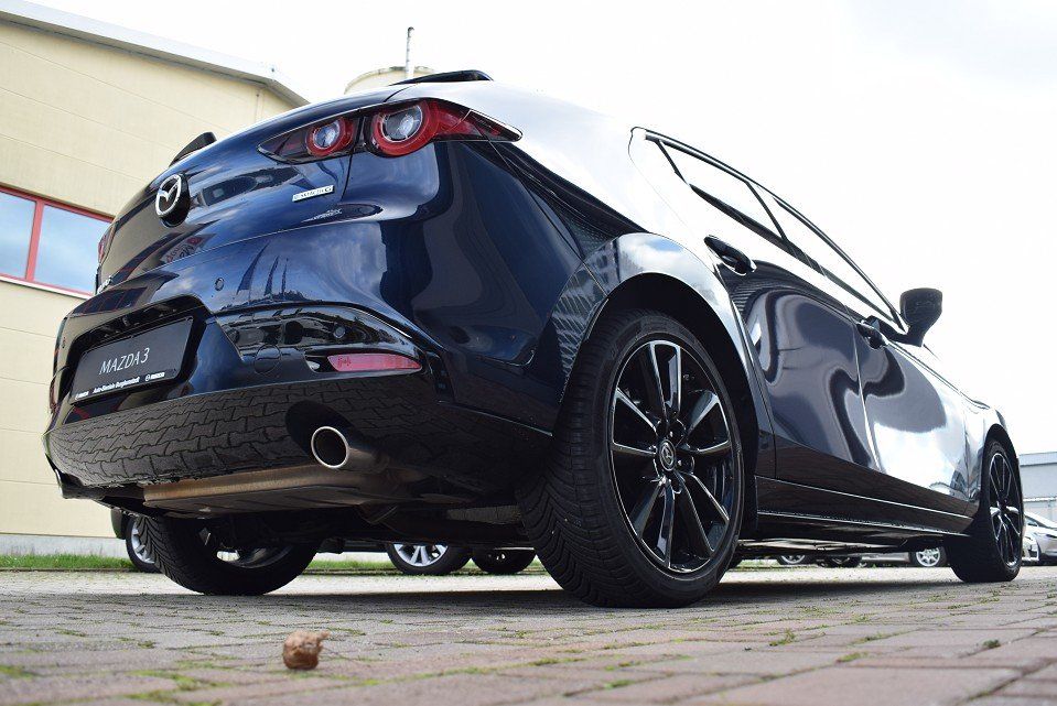 Mazda 3 2.5 6AG 140PS Nagisa BOSE® Voll-LED Kamera uvm