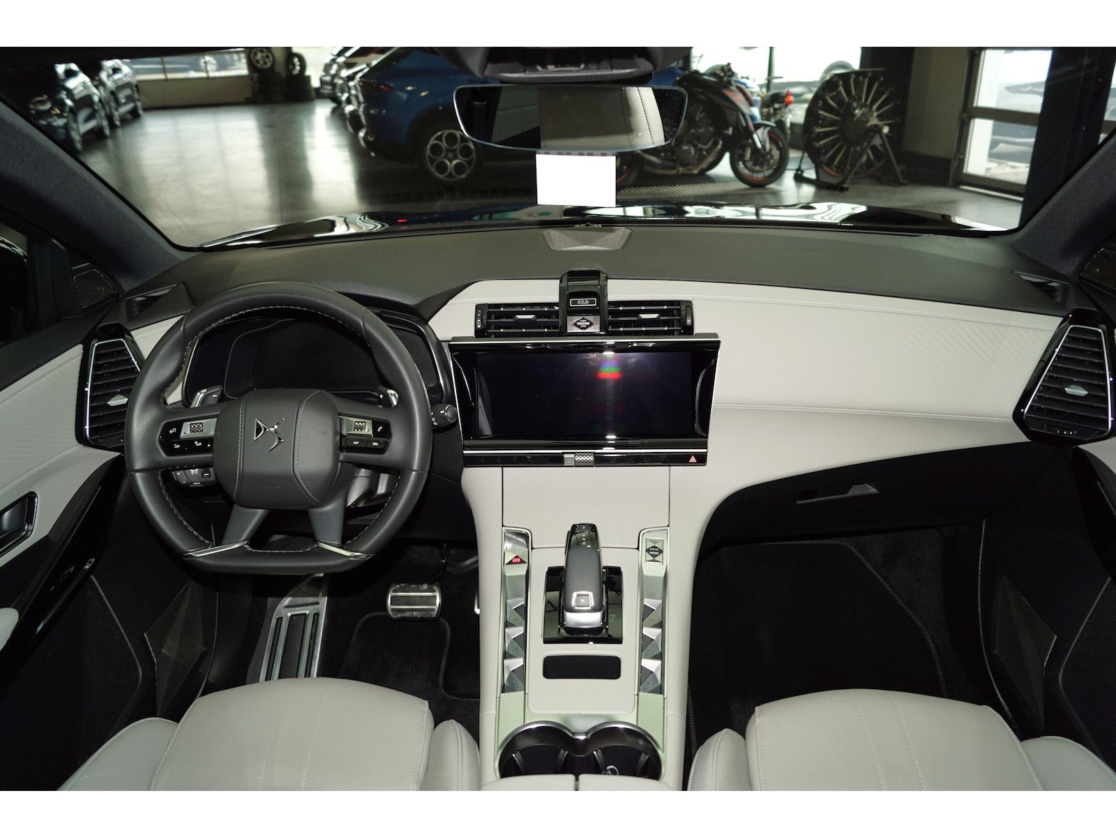 DS Automobiles DS7 Crossback 130 Blue Hdi EAT Opera DS IRIS
