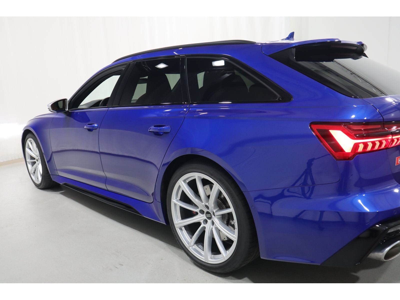 Audi RS 6 Avant 4.0 TFSI quattro B&O*LED*AHK *