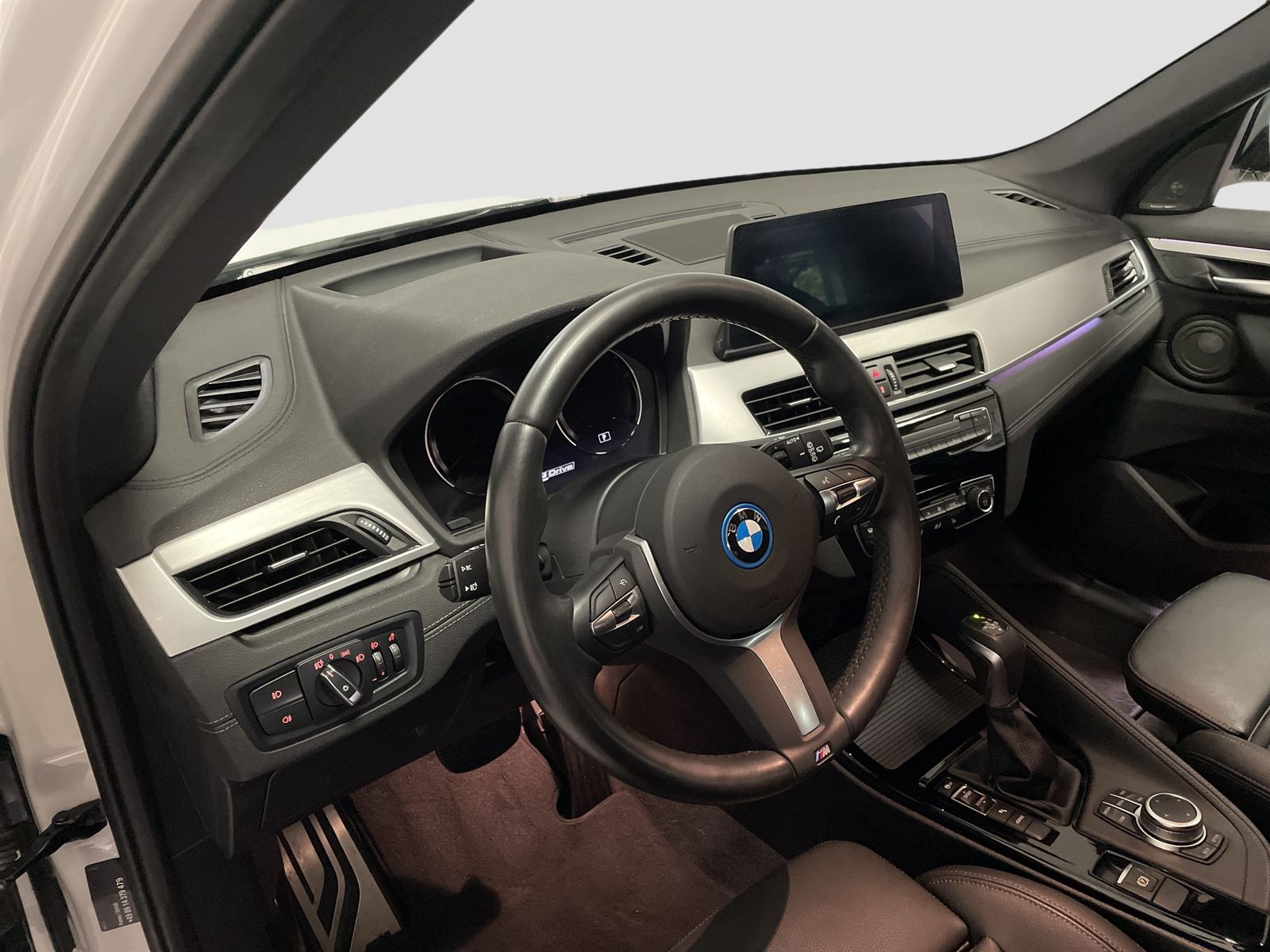 BMW X1 xDrive25e M Sport - Samsaru's Car Outlet