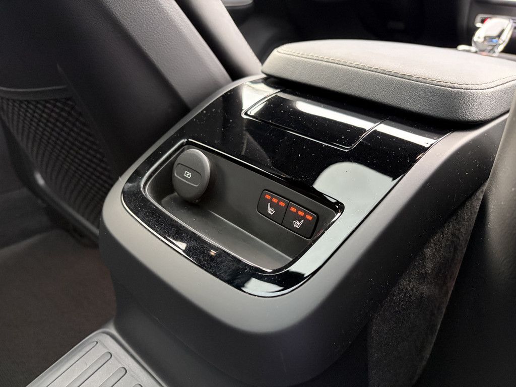 Volvo V60 T8 AWD Geartronic Recharge Plug-In Hybrid