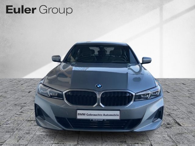 BMW 320 d xDr Lim FACELIFT AHK Navi DigitCockpit LED
