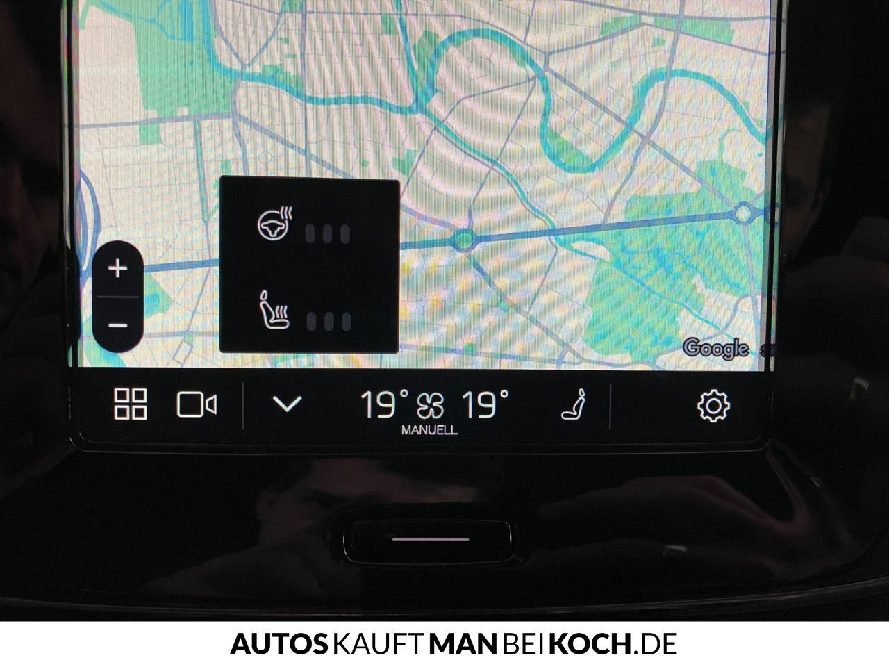 Volvo XC40 B3 DKG Core AHK LED SHZ/LHZ NAVI PDC/CAM!