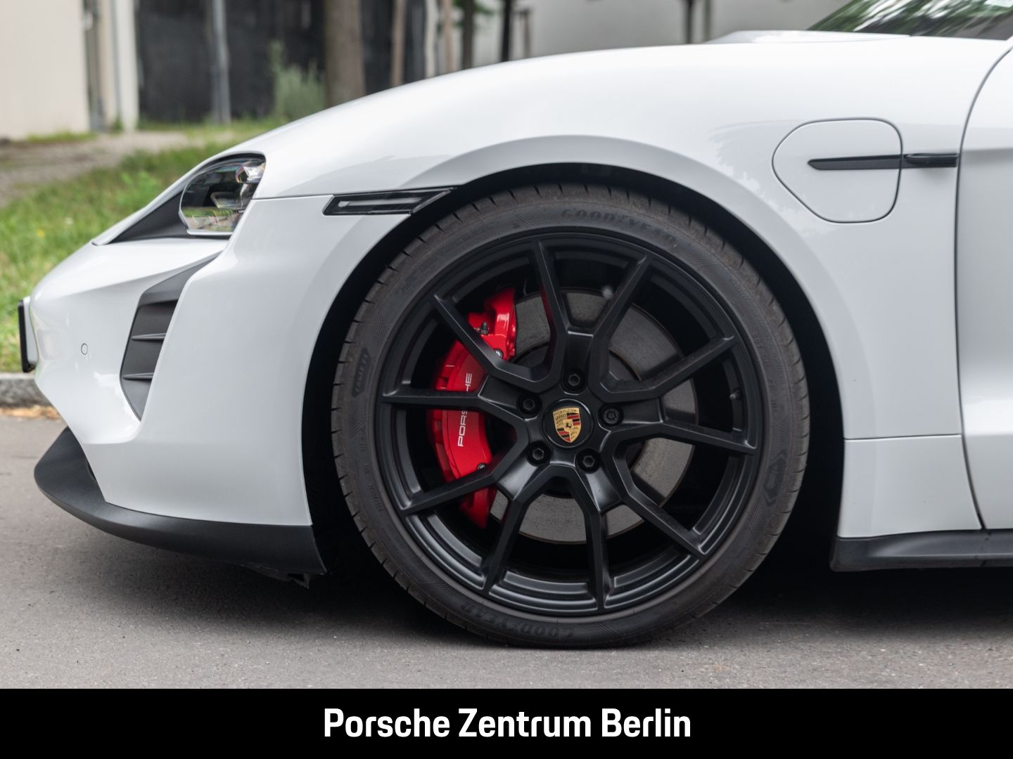 Porsche Taycan GTS Sport Turismo BOSE Luftfederung LED