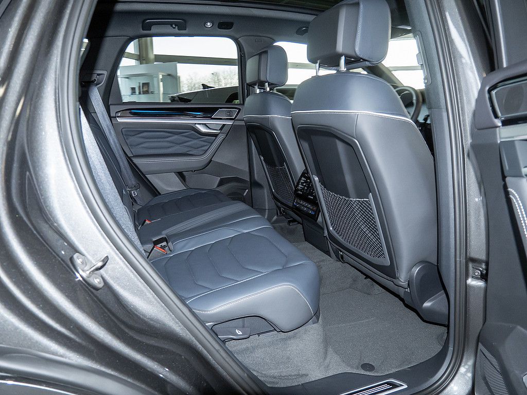 Volkswagen Touareg 3.0 V6 TDI R-Line 4MOTION 360° STANDHZ