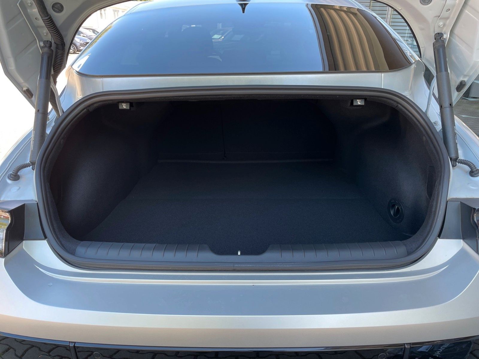 Hyundai IONIQ 6 4WD 77kWh UNIQ Head UP Navi 360°