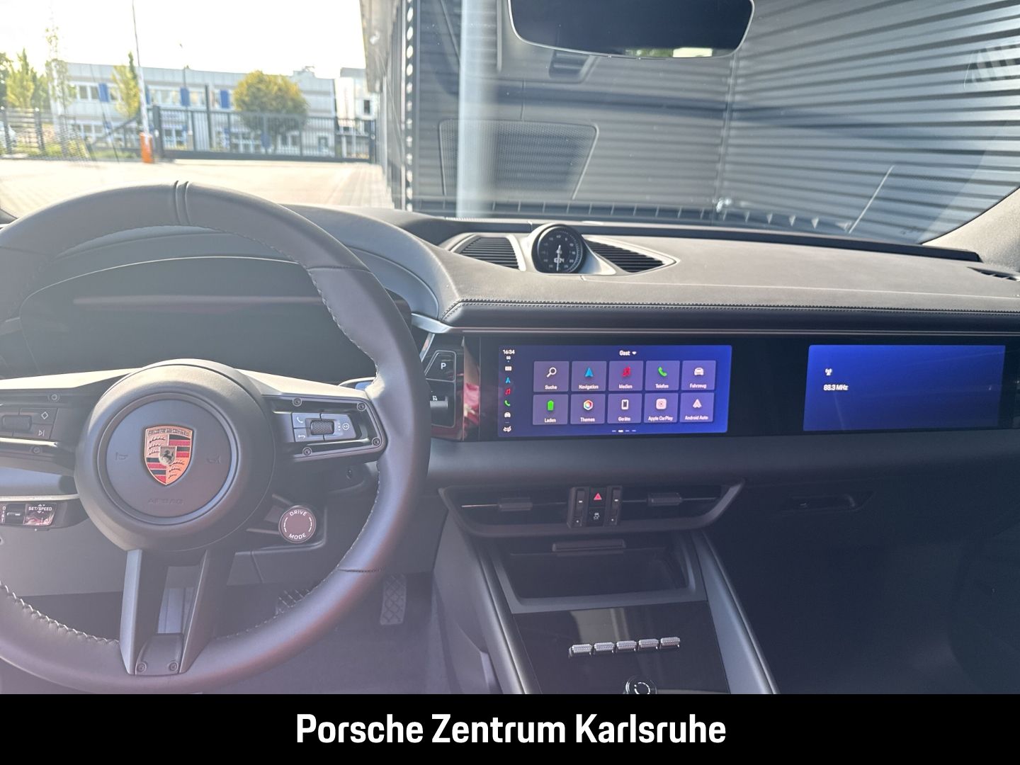 Porsche Macan 4 BOSE Luftfederung Panoramadach InnoDrive